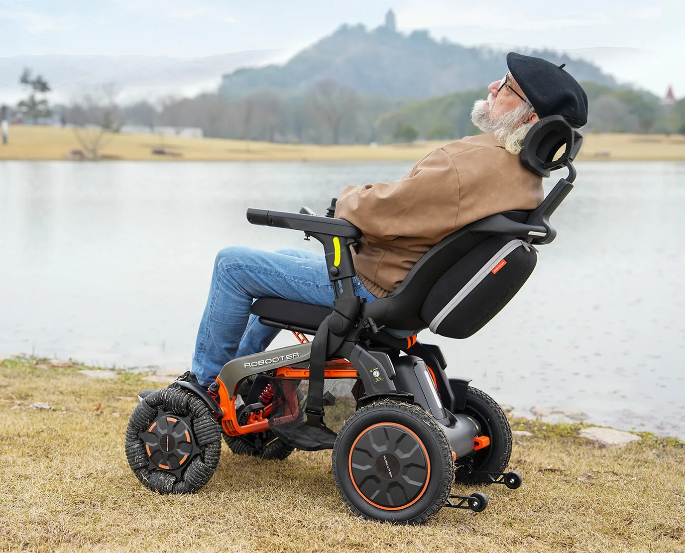 Robooter E60 GT Pro Akülü Tekerlekli Sandalye