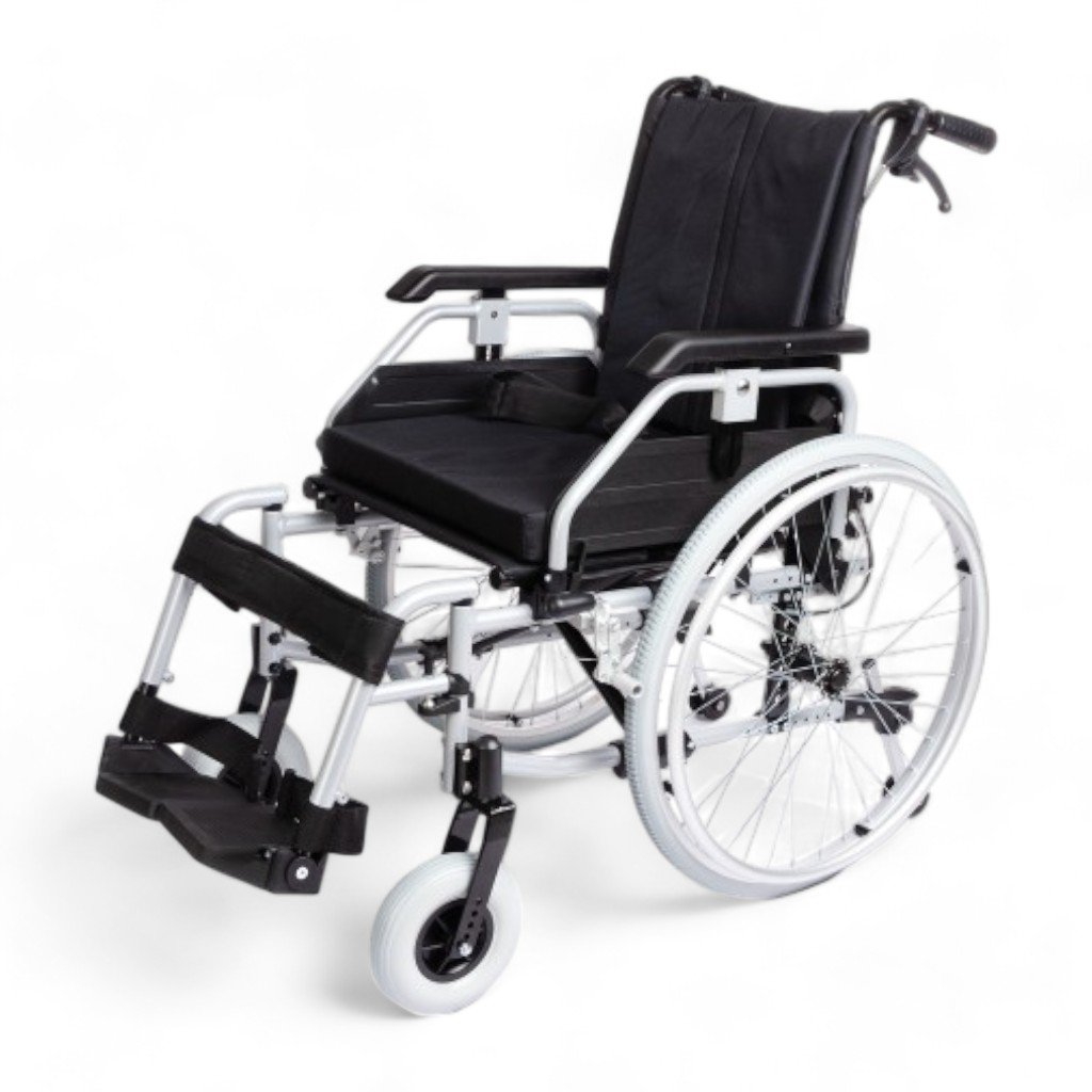 Comfort Plus DM-Strong New 45 cm Hafif Alüminyum Manuel Tekerlekli Sandalye