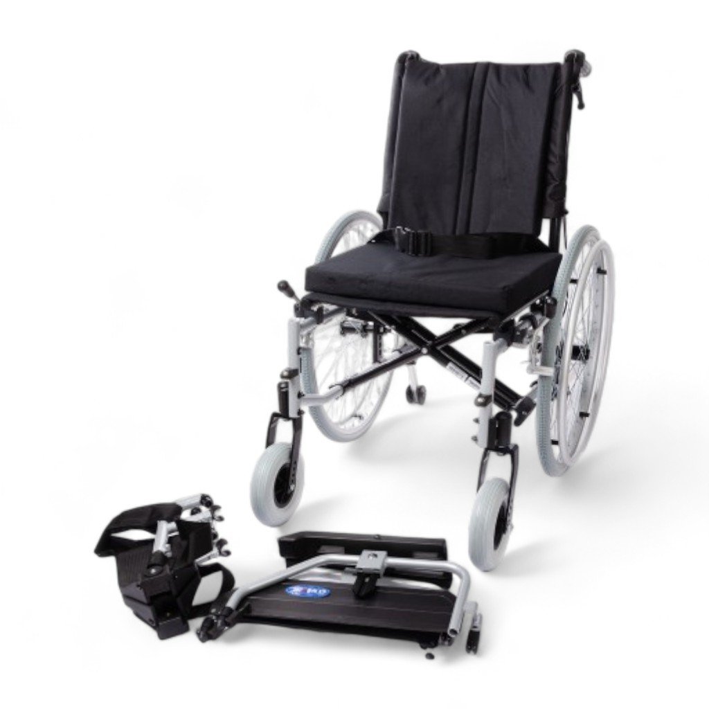 Comfort Plus DM-Strong New 45 cm Hafif Alüminyum Manuel Tekerlekli Sandalye