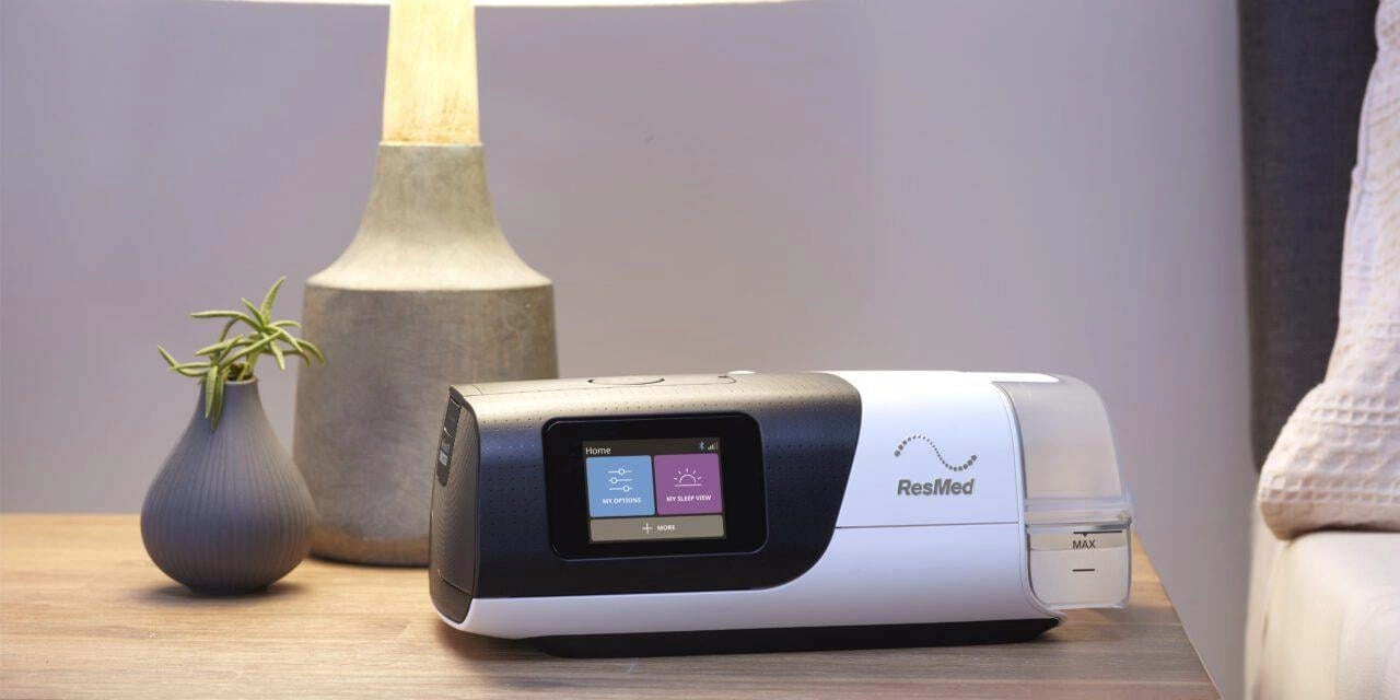 ResMed AirSense 11 AutoSet CPAP Cihazı – Nemlendirici ve RNX Maske Dahil