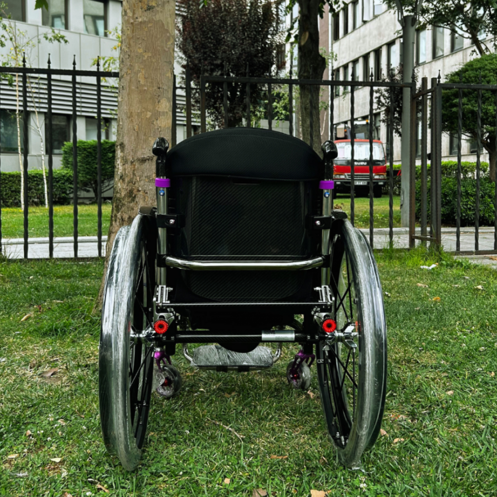Poylin P153 Aktif Tekerlekli Sandalye (Titanyum)