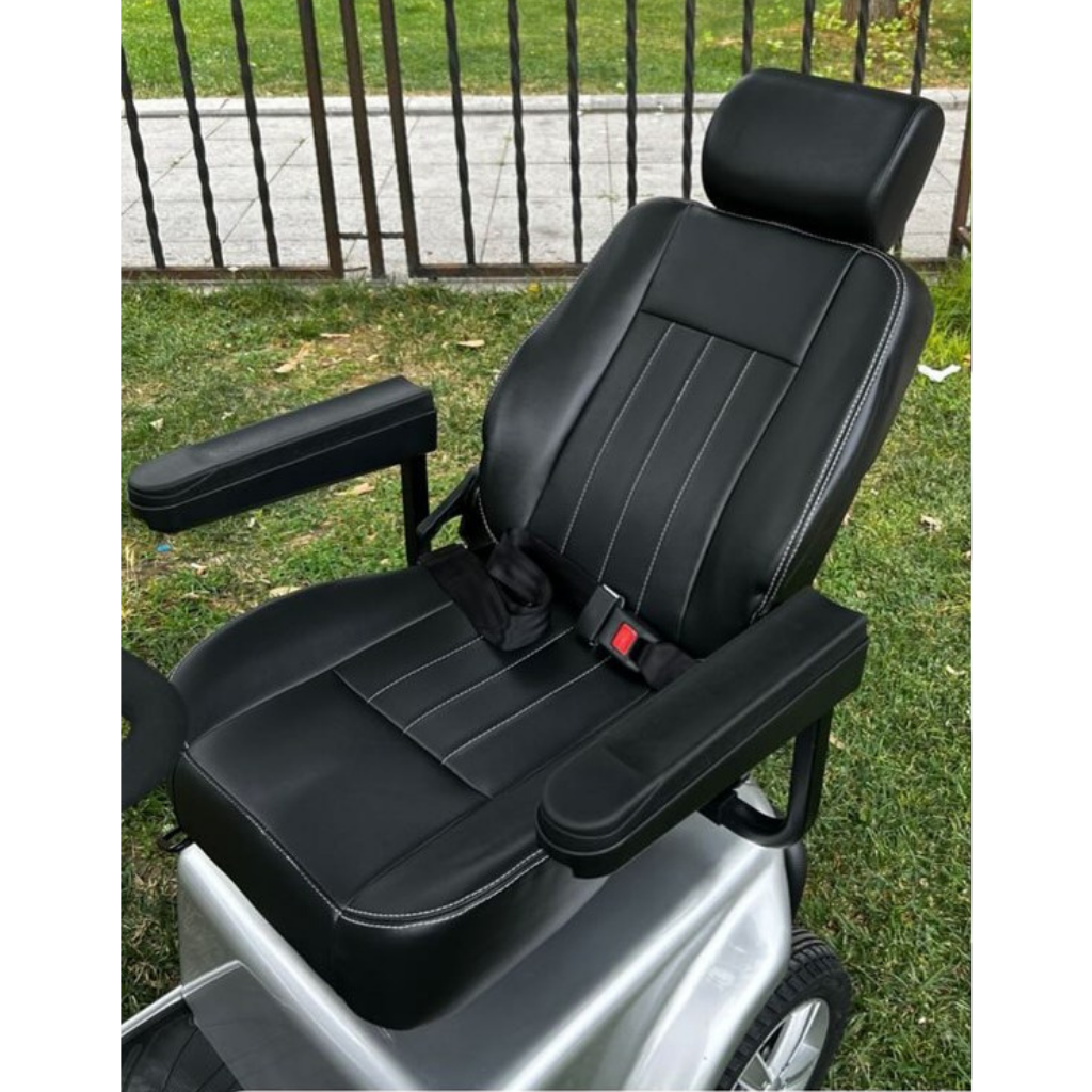 Poylin P402 Dört Tekerli Engelli Aracı
